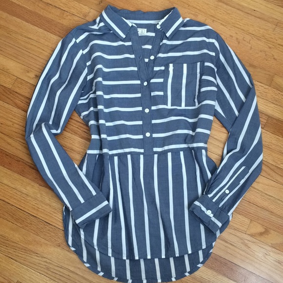Abercrombie & Fitch soft chambray striped - Picture 8 of 8